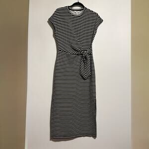 Spanx Woman’s Black & White AirEssentials Tie Waist Maxi Dress Size XS